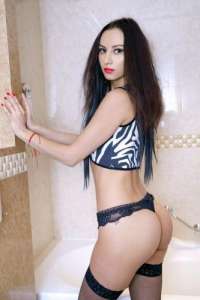 İlkadım Merkez'de Tutku Dolu ve Zarif Escort